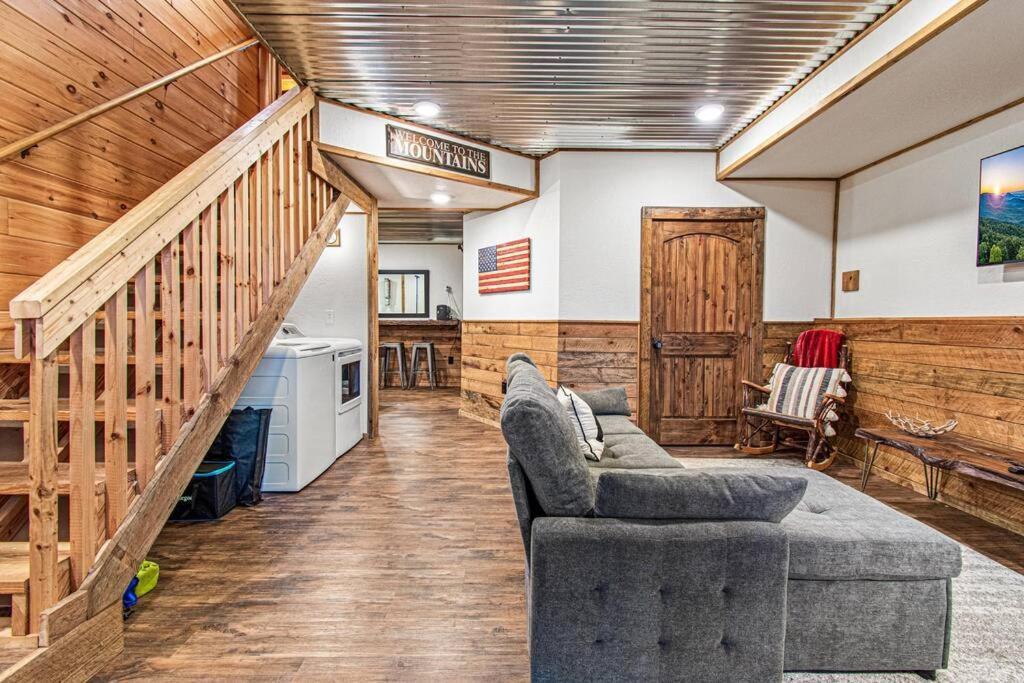 Cherry Log Summit Cabin By Bk Stays - Family Friendly - Playground - Game Room - Jacuzzi - Amazing Mountain Views Zewnętrze zdjęcie